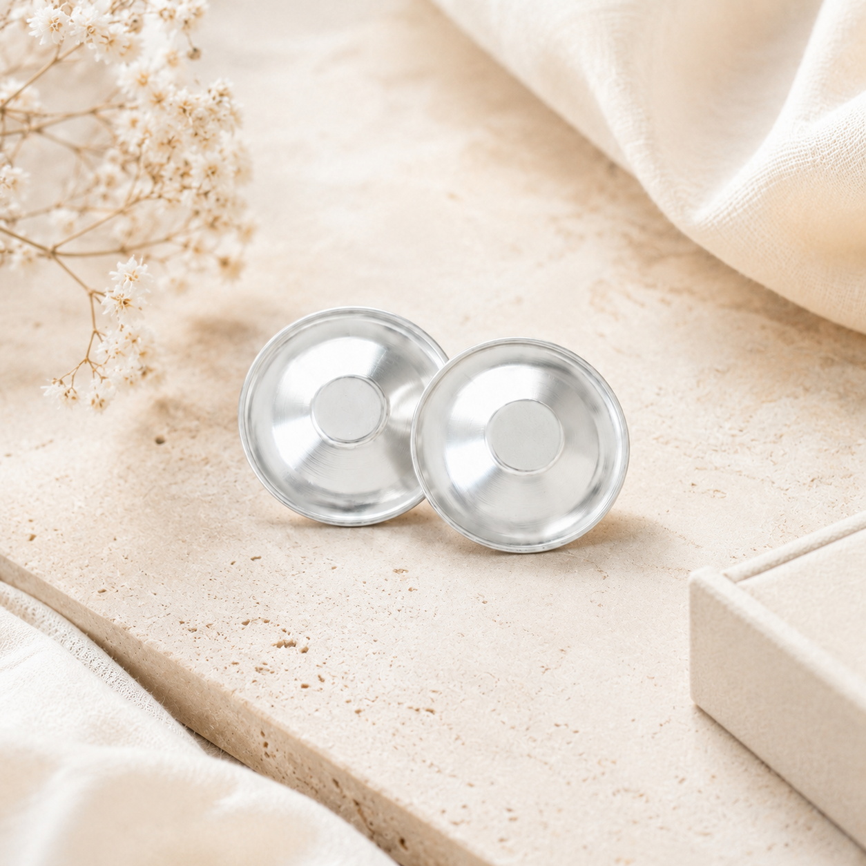 Medicininiai sidabriniai spenelių gaubteliai Silver Cap